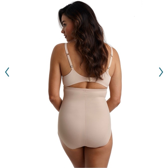 •Naomi & Nicole• Inside Magic Tummy Tuck Hi Waist Brief - Picture 6 of 7